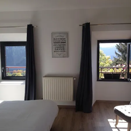 La Batisse Chambres D'hotes