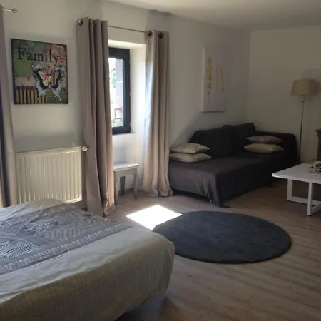 Bed & Breakfast La Batisse Chambres D'hotes 4*