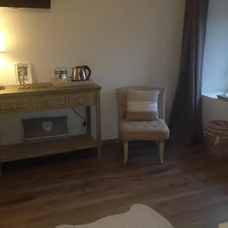 La Batisse Chambres D'hotes 4* Lavastrie