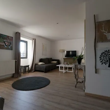 La Batisse Chambres D'hotes Lavastrie