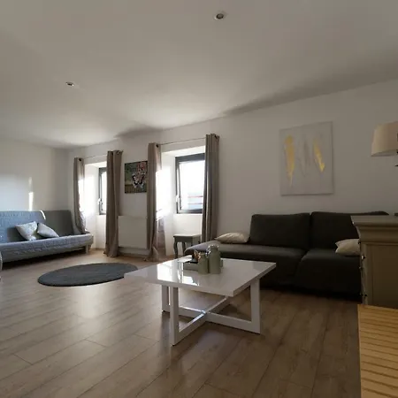 La Batisse Chambres D'hotes Frühstückspension Lavastrie